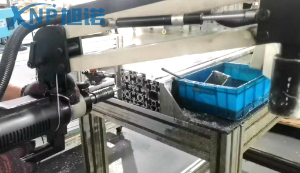 铝合金型材攻牙尺寸大小与什么有关？