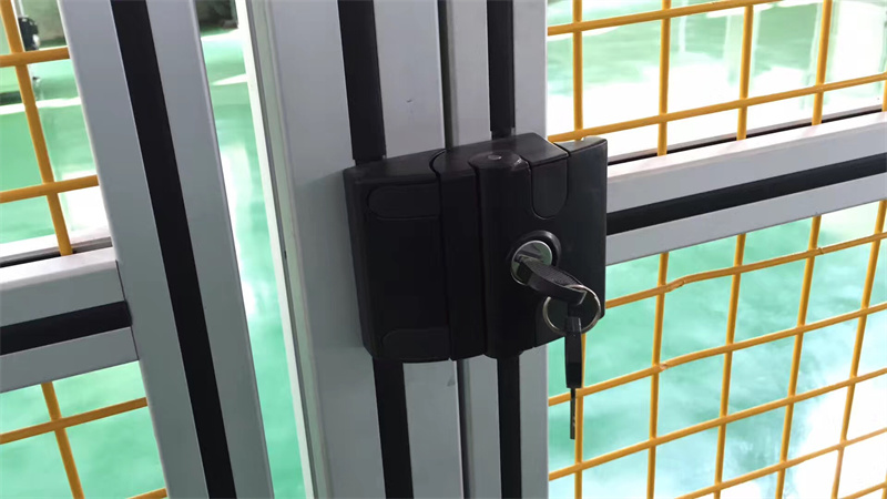 桃子视频官网更新在线观看设备框架围栏