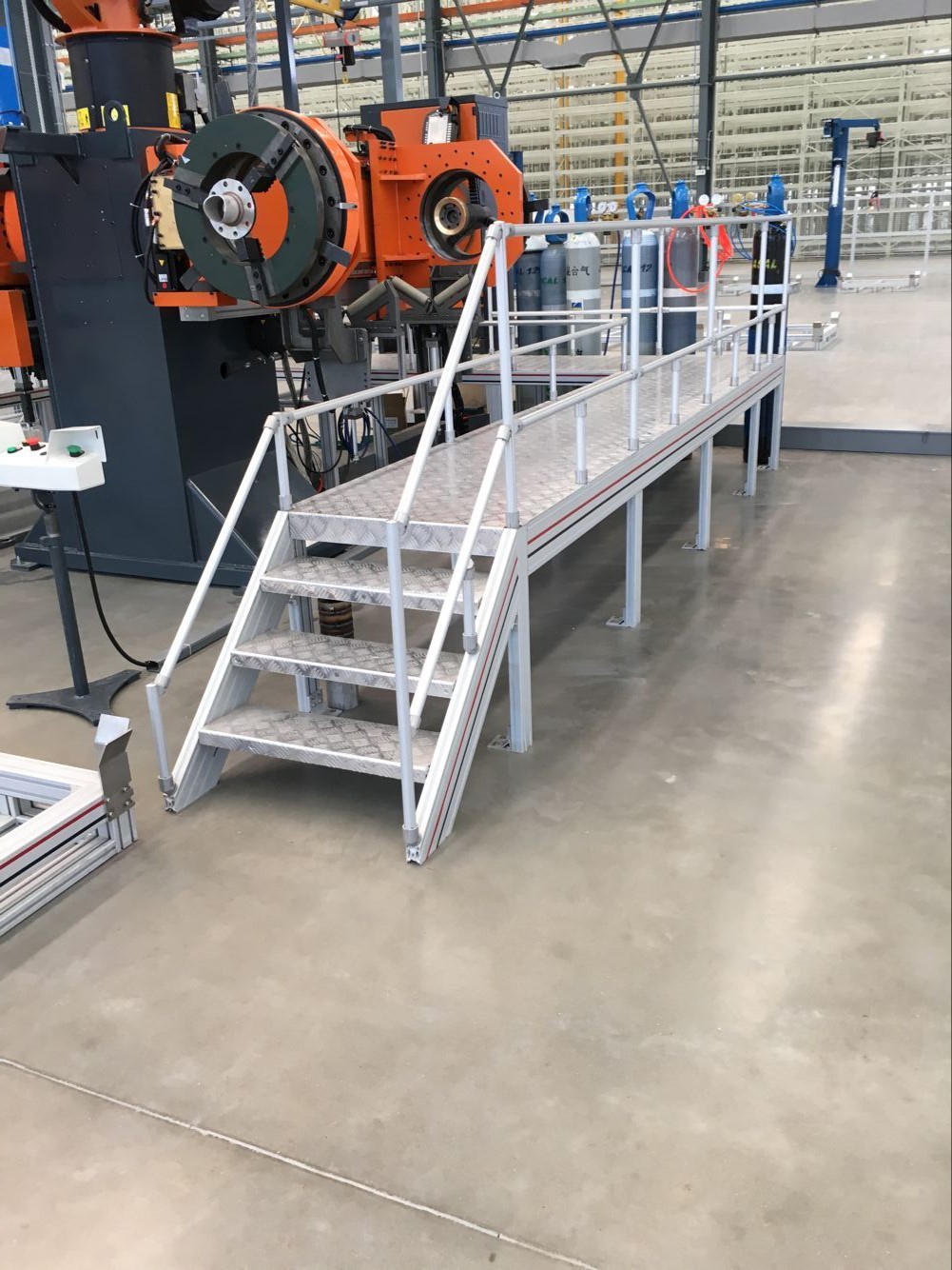 桃子视频官网更新在线观看工业扶梯