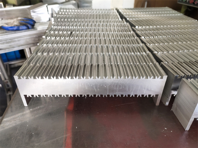 挤压电机散热器外壳桃子视频官网更新在线观看开模定制