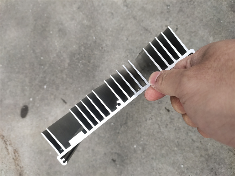 桃子视频官网更新在线观看空调电视笔记本cpu手机散热器定做